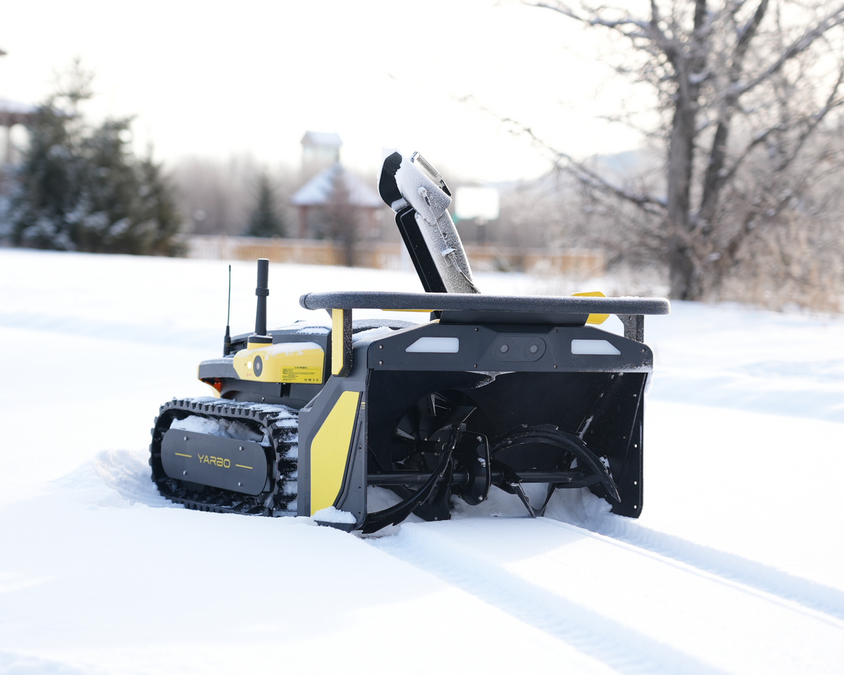 Yarbo Y40 Snow Blower + Leaf Blower (Core + Snow Blower + Leaf Blower Modules)